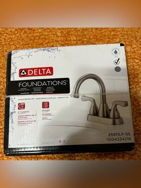 Delta Foundations 4" Centerset Two-Handle Bathroom Faucet in Stainless